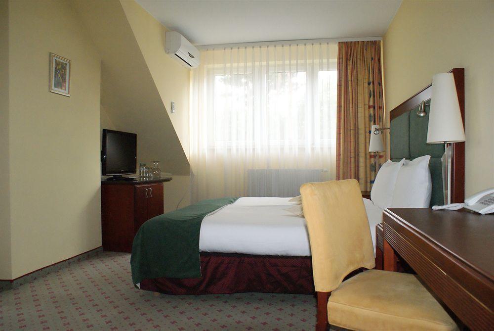 Hotel Wilga By Katowice Airport 3*